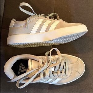 Adidas Court Sneakers
